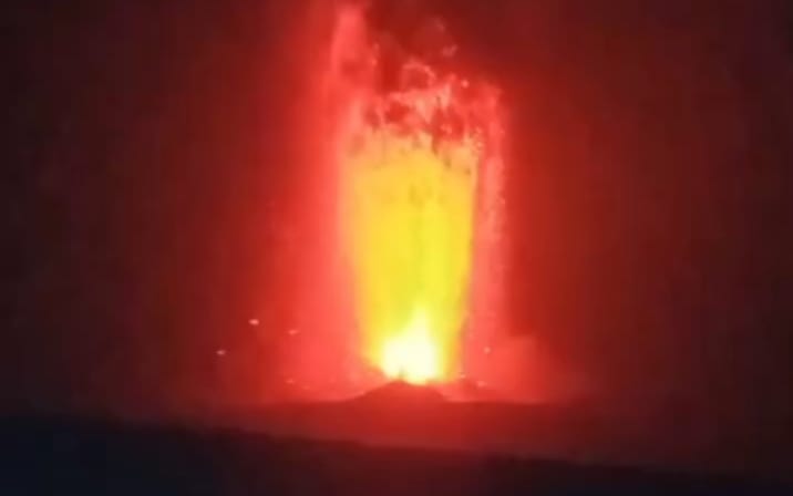 Penomena Gunung Anak Krakataw Erupsi, (Dok)