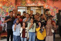 Komite Penyelamat SMPN 4 Kota Serang saat melakukan konsolidasi dan menyatakan penolakan terhadap wacana relokasi sekolah untuk dijadikan lahan parkir, Dok (Ist/Totalbanten.com)