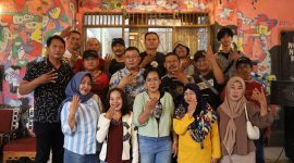 Komite Penyelamat SMPN 4 Kota Serang saat melakukan konsolidasi dan menyatakan penolakan terhadap wacana relokasi sekolah untuk dijadikan lahan parkir, Dok (Ist/Totalbanten.com)