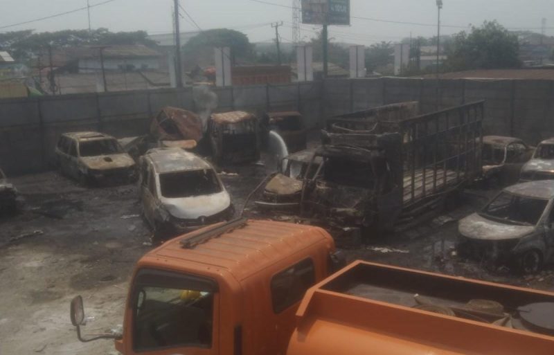 Kantor Penitipan Barang Bukti Kendaraan di Gerbang Tol Ciujung Alami Kebakaran (Pung:totalbanten). 