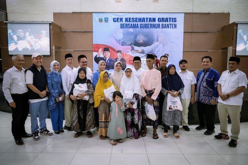 DPRD Kabupaten Serang  Fraksi Partai Gerindra dan Gubernur Banten, Andrasoni Saat Hadiri CKG di Universitas Faletehan, Kabupaten Serang (Pung;totalbanten). 
