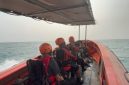 Tim SAR gabungan melakukan pencarian terhadap rombongan jurnalis dan awak speedboat yang hilang kontak saat meliput aktivitas erupsi Gunung Anak Krakatau di perairan Selat Sunda, Banten. Dok : (Ist/ Totalbanten.com)