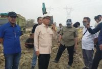 Yandri Susanto Mentri PDT Segel Tambang Diduga Ilegal di Kecamatan Keragilan(totalbanten). 
