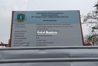 Papan Pembangunan Gedung Kedokteran Nuklir SPECT (totalbanten).