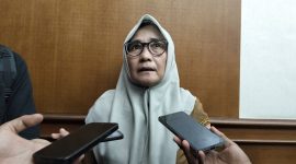Kepala BKD Banten, Ai Dwi Suzana saat memberikan keterangan pers. (Dok/Total Banten)