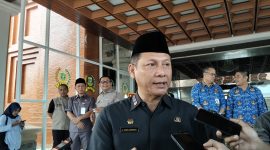 Sekretaris Daerah Banten, Deden A Hartawan saat memberikan keterangan pers. (Dok)