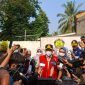 Gubernur Banten Andra Soni meminta warga waspada paparan Abu Vulkanik Gunung Anak Krakatau. (Dok)