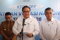 Menko Perekonomian, Airlangga Hartarto menyampaikan kebutuhan talenta digital Indonesia mencapai 456.000 orang per tahun saat Kick Off Pelatihan Vokasi Nasional BPVP Serang. Dok (Dir/Totalbanten.com)
