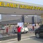 Ibu-ibu Asal Batam Aksi Tunggal di Mapolda Banten. Dok (Dir/Total Banten)
