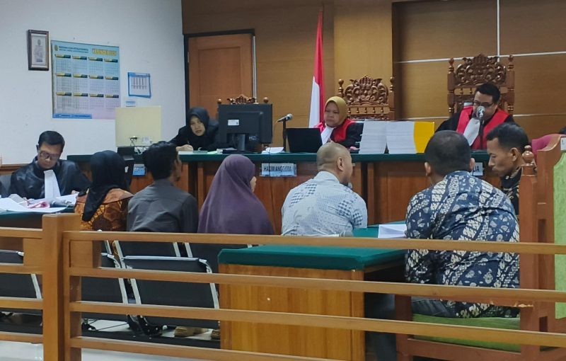 Para saksi dihadirkan dalam sidang dugaan rekayasa kredit BJB Banten di pengadilan negeri serang (Dir/Total Banten)